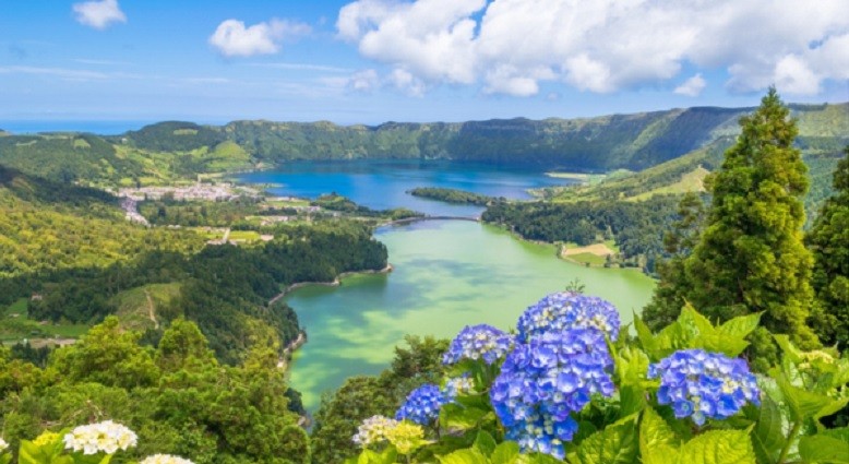 azores b